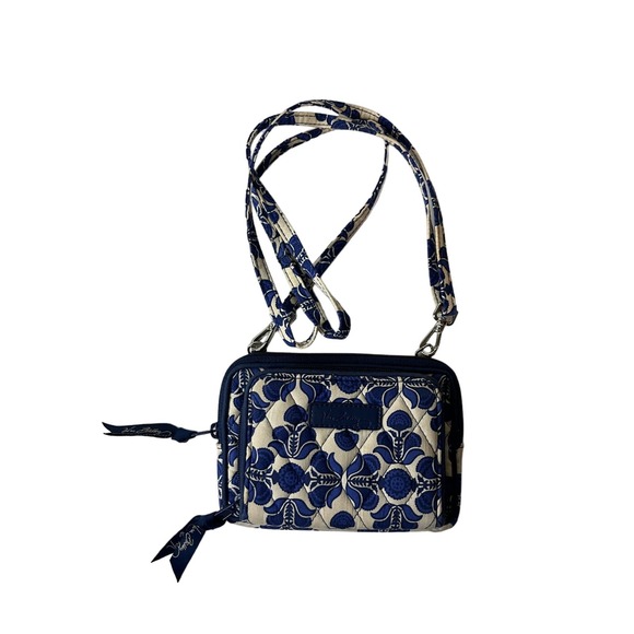 Vera Bradley Crossbody Wristlet Mini Bag Cobablt Blue Quilted Paisley Tile Print - Picture 2 of 6